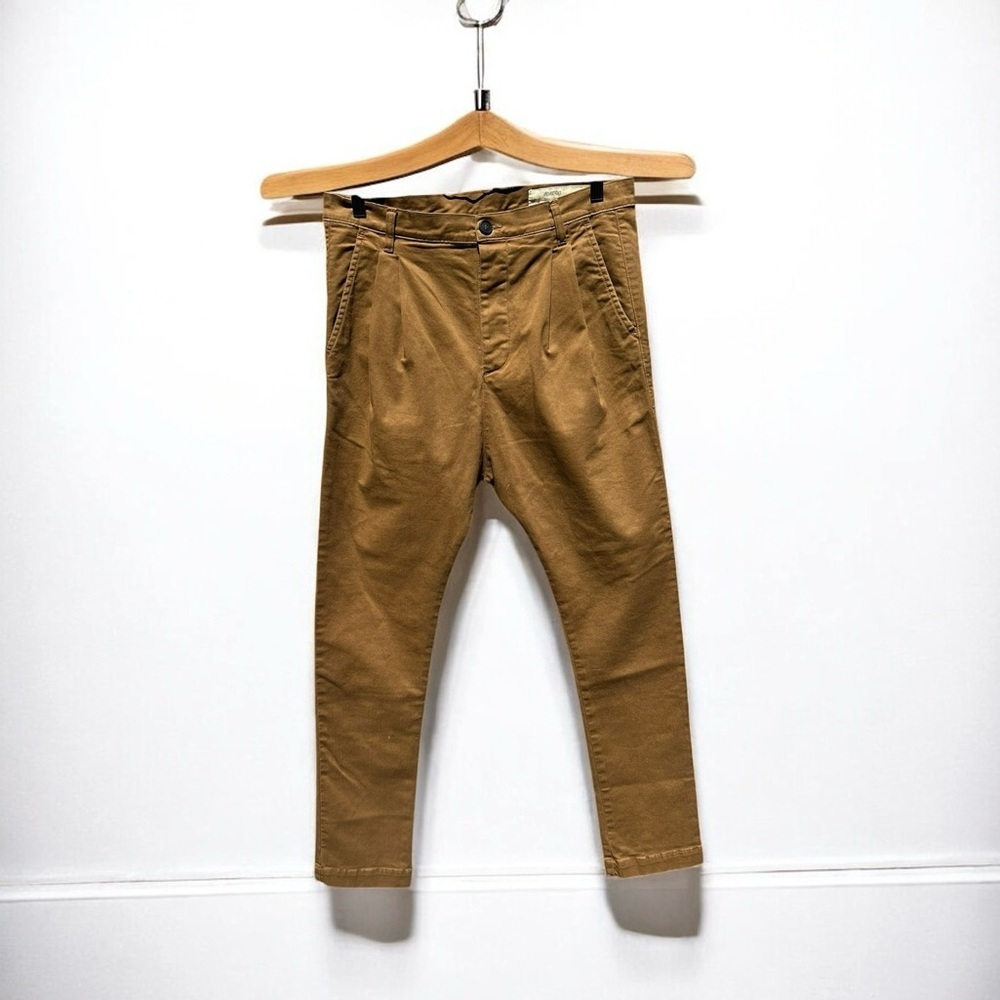 🌻NEW w/tags Novemb3r Low Crotch Pleated Button Fly Slim Leg Trousers sz 30